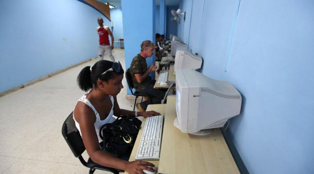 Aclaraciones sobre internet hogareño en Cuba