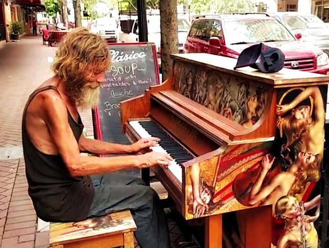 El vagabundo pianista de Sarasota