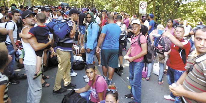Anuncia fecha de salida de migrantes cubanos