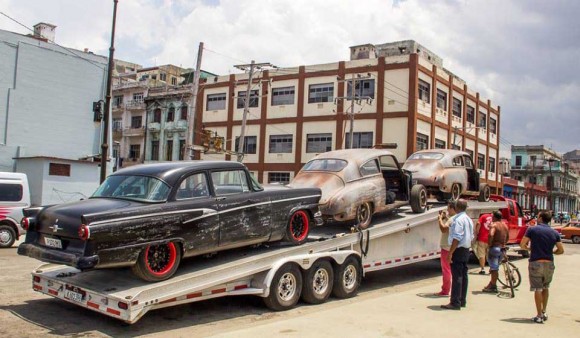 Los carros de Rápido y Furioso en La Habana
