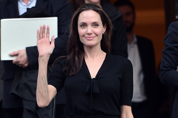 Angelina Jolie sufre anorexia
