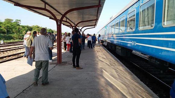 A prueba tren Holguín-Habana
