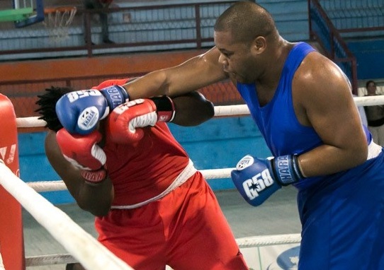 Boxeador abandona equipo Cuba