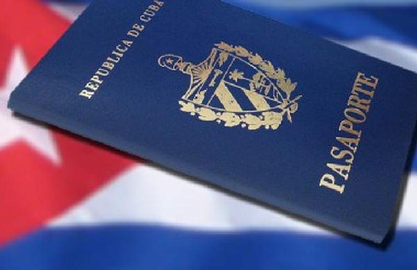 ¿Disminuirá el costo del pasaporte cubano?