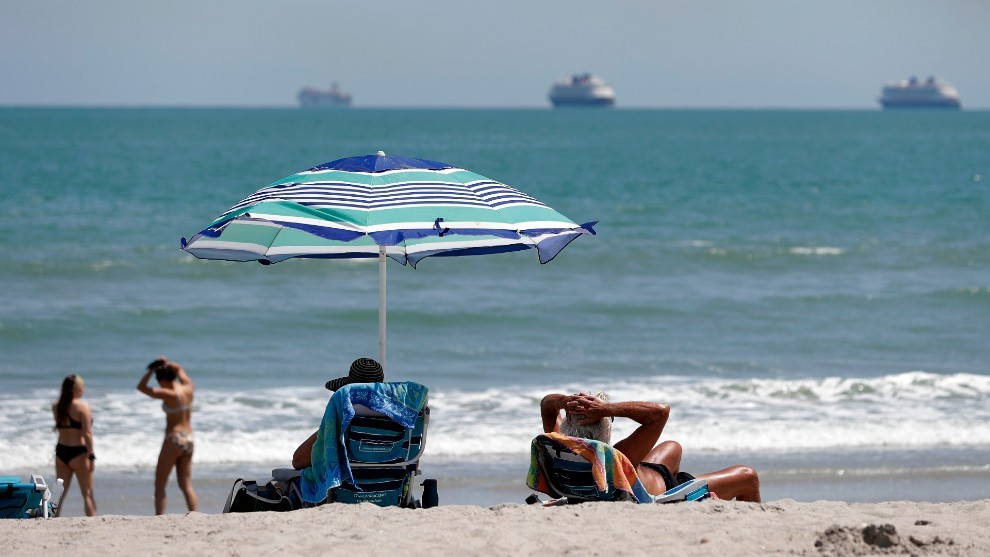 Florida reabre playas y parques