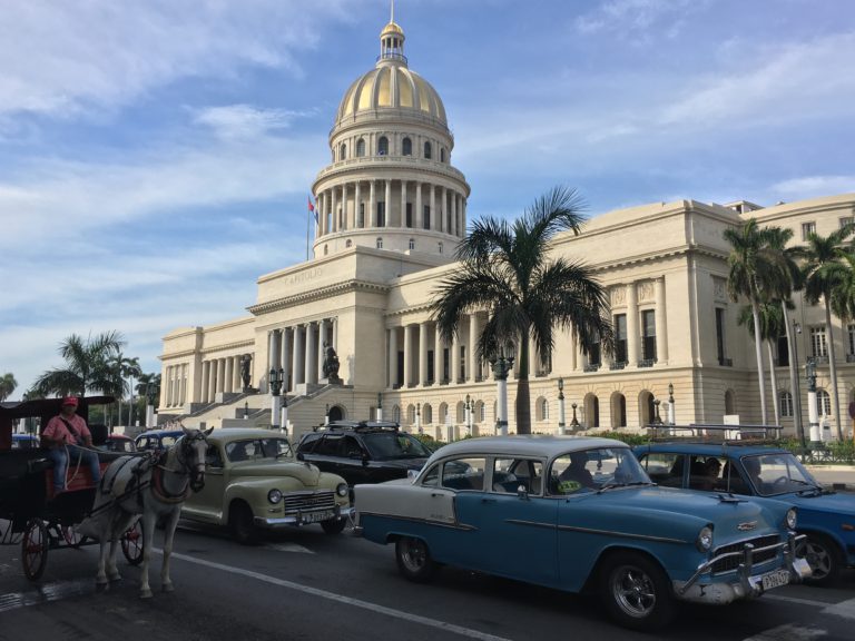 Aclara Cuba sobre apertura de fronteras y activación del turismo