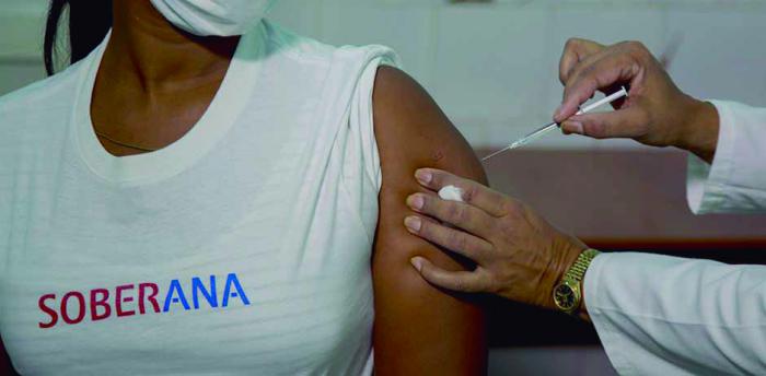 Comienzan ensayos clínicos de candidato vacunal cubano