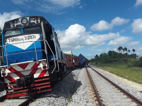 Sancionan a los autores del descarrilamiento de un tren en Cuba