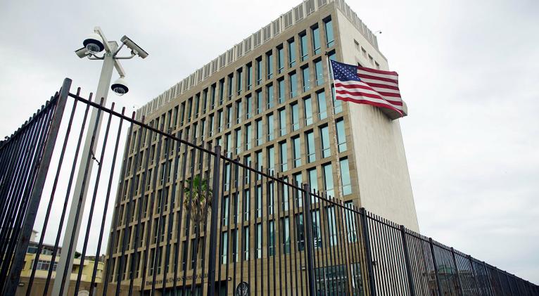 Sin definir reinicio de servicio consular de EE.UU. en Cuba