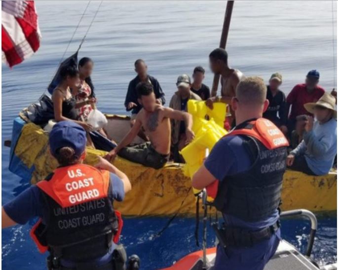Aumenta devolución de inmigrantes cubanos desde Estados Unidos