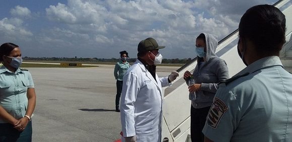 México devuelve a Cuba migrantes irregulares
