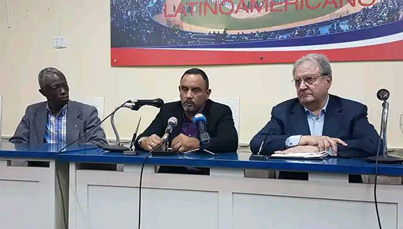 Acuerdo busca proyectar calidad del béisbol cubano en el mundo.