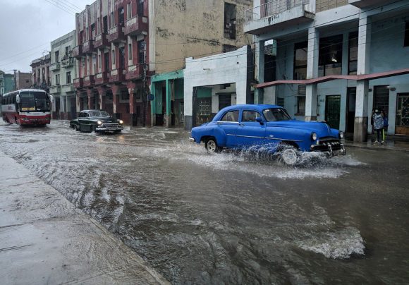 Evalúan en Cuba daños por intensas y persistentes lluvias