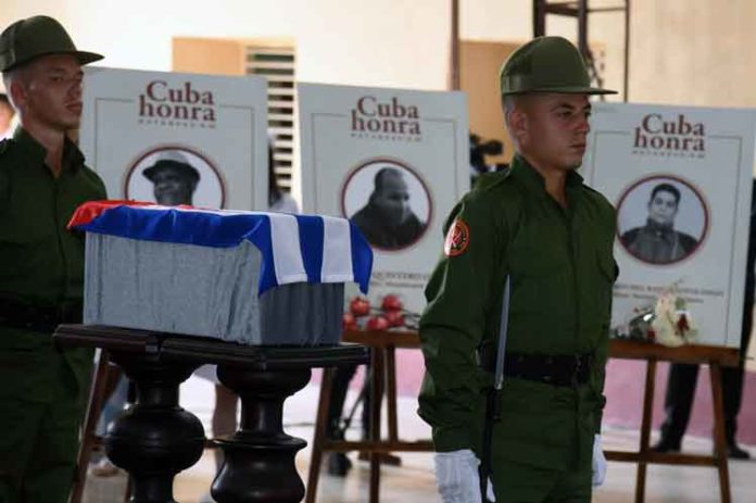 Cuba honra a los caídos en el incendio en Matanzas