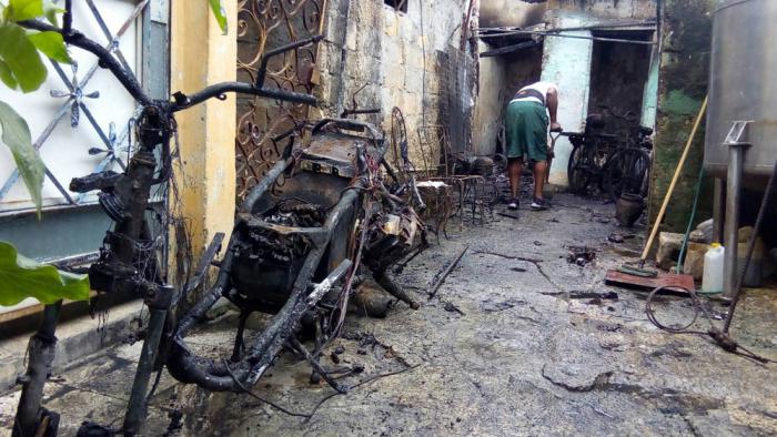 Incendio destruye viviendas en La Habana