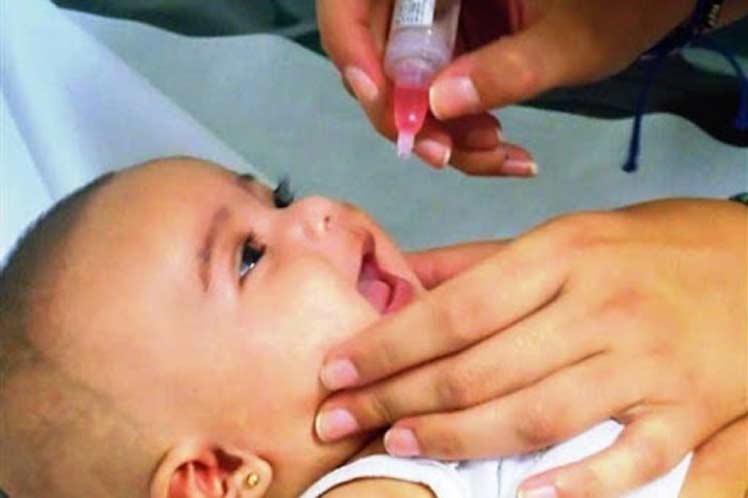 Comenzó en Cuba campaña nacional de vacunación antipoliomielítica oral