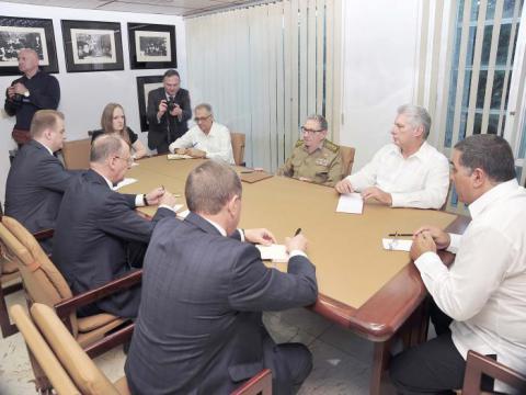 Jefe del Consejo de Seguridad ruso se reúne con Miguel Díaz-Canel y Raúl Castro en La Habana