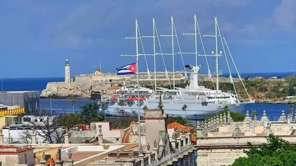 Regresa a Cuba uno de los mayores cruceros de vela de mundo