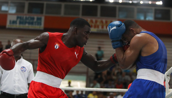 Cuba vivió domingo para más en el Mundial de Boxeo