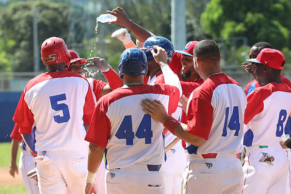 Propina Cuba par de nocauts en béisbol centrocaribeño