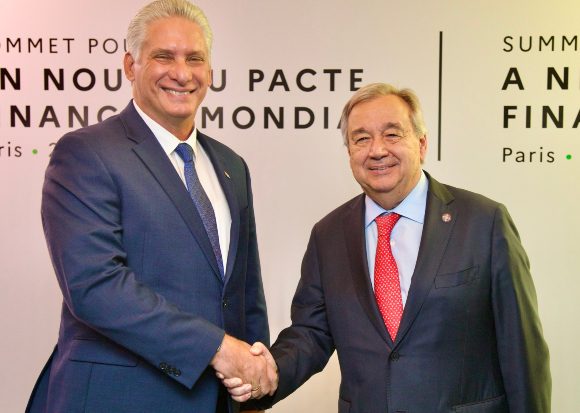 Asiste Díaz-Canel a Cumbre para un Nuevo Pacto Financiero Mundial
