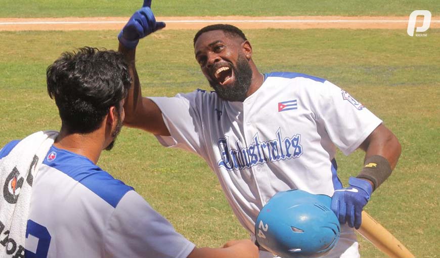 Rompe Industriales racha de éxitos de Tigres en béisbol cubano