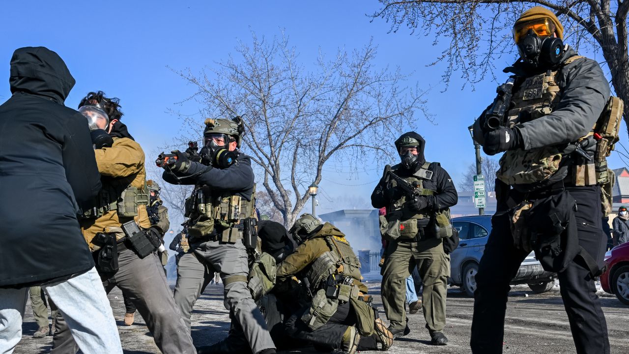 Planea Estados Unidos construir dos mega centros de detención en Texas