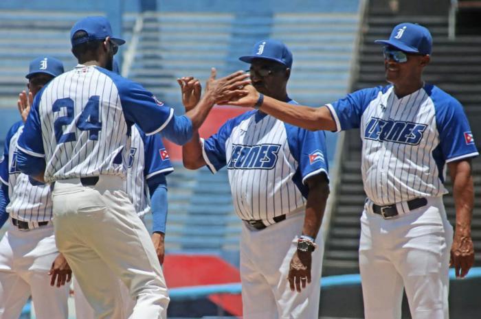 Industriales en la cima de la IV Liga Élite del Béisbol Cubano
