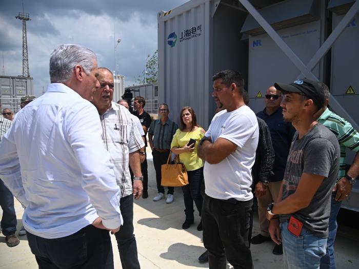 A punto de finalizar en La Habana montaje de Sistema de Almacenamiento de Energía en Baterías